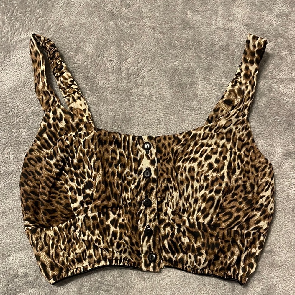 Forever 21 Leopard Crop Top, Size s
